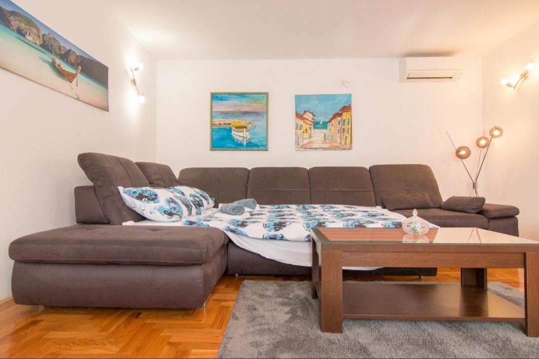 Apartment Antonella Fasana 法扎纳 外观 照片