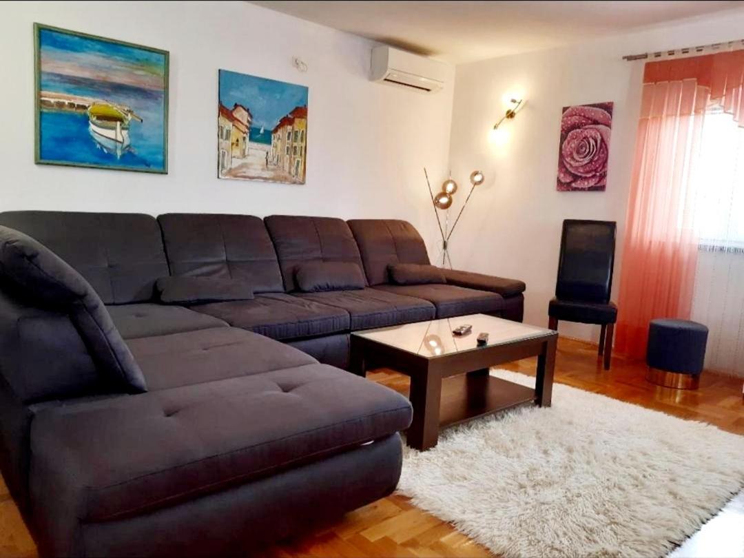 Apartment Antonella Fasana 法扎纳 外观 照片